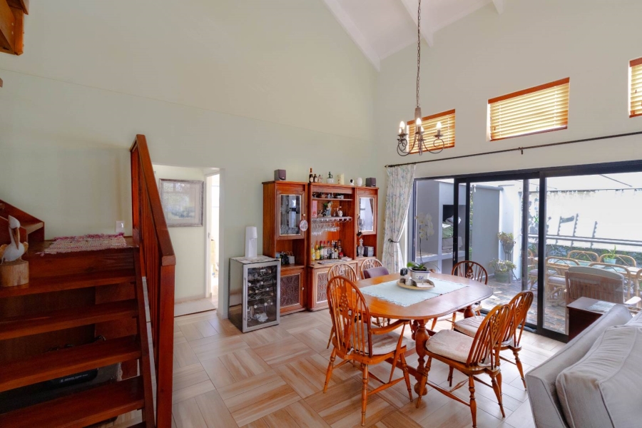 3 Bedroom Property for Sale in Sandbaai Western Cape